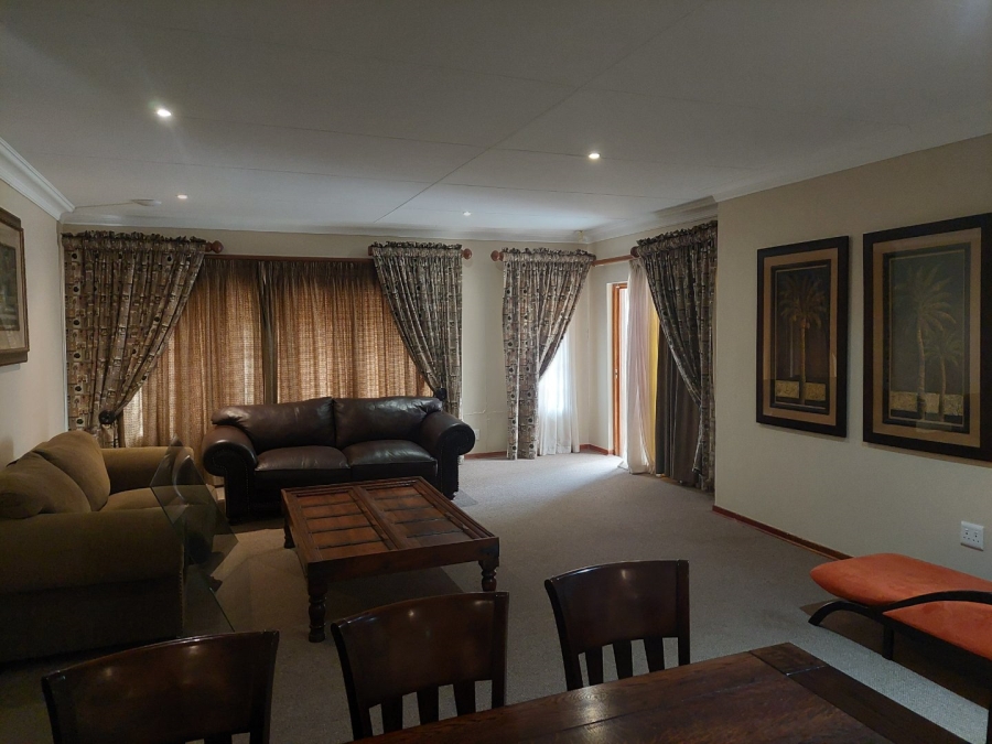 To Let 3 Bedroom Property for Rent in Riebeeckstad Free State
